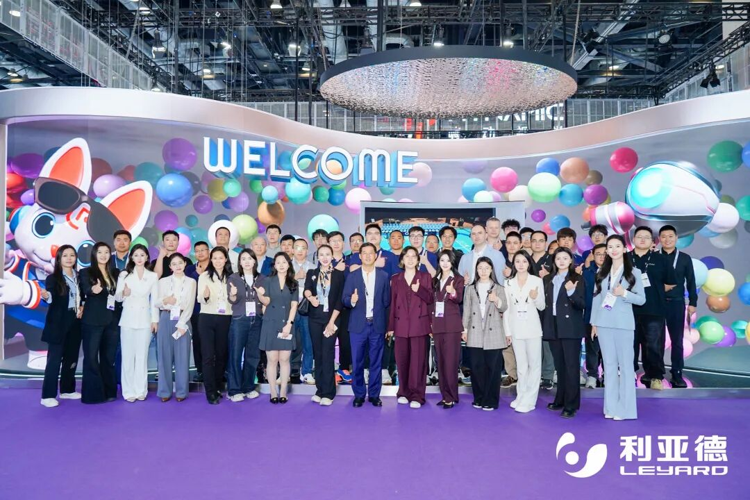 必赢亚洲亮相Infocomm China，，，，，以HiMicro与全场景AI重构视听新生态
